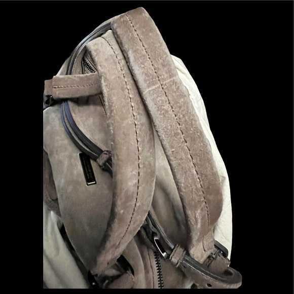 Burberry Suede Boho Bag - Luxurious statement piece! - Picture 12 of 12